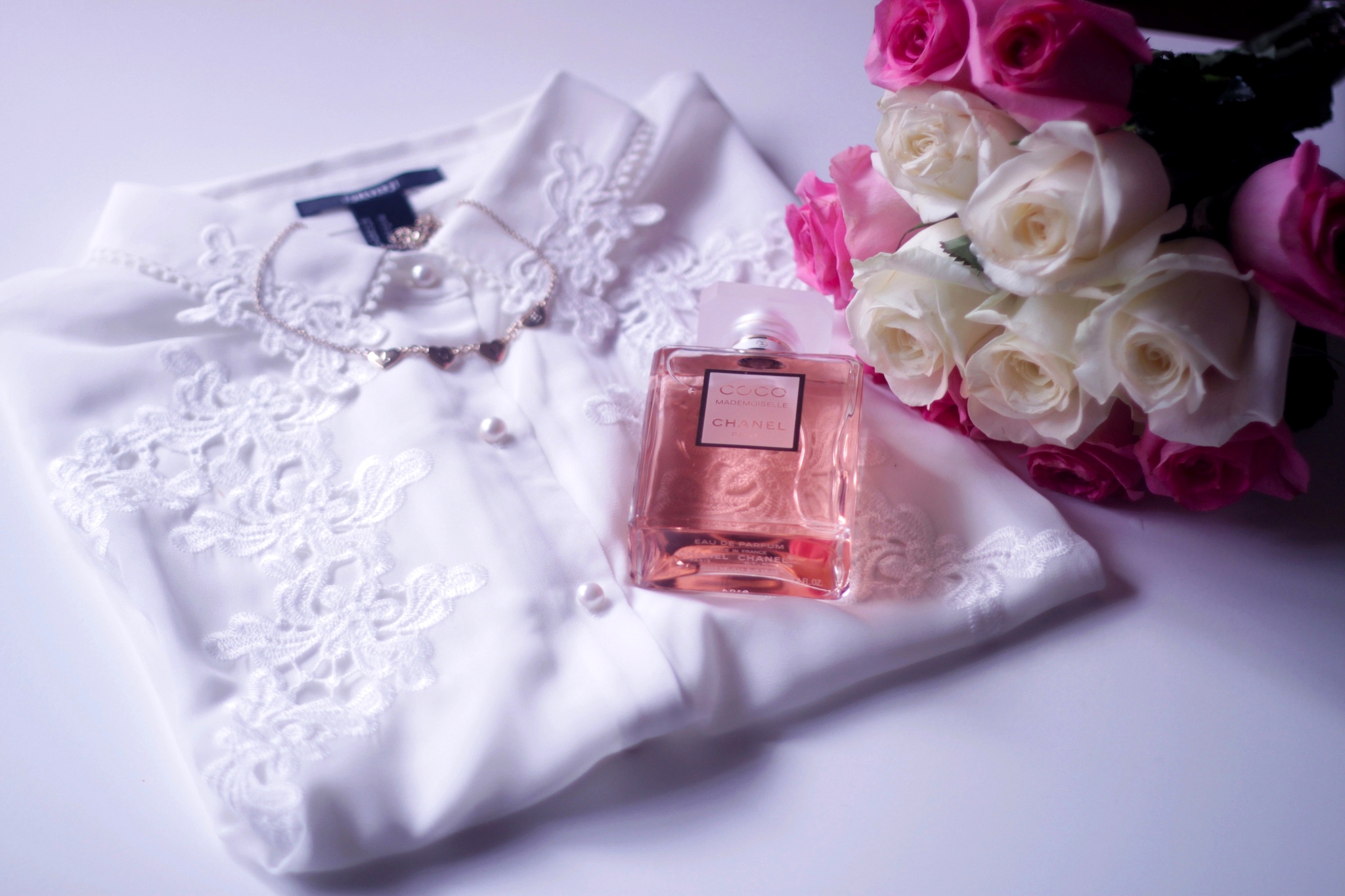 Elegant fragrance bottle